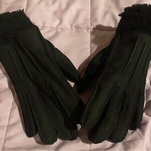 UGG Women's Black Gloves with Shearling Trim